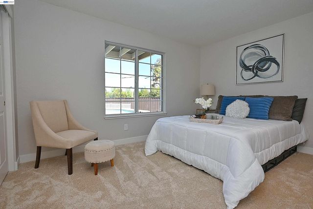 1498 Columbine Way, Livermore, CA 94551