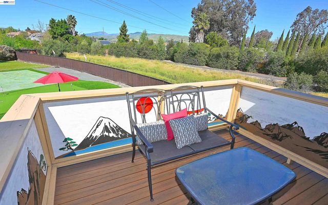 1498 Columbine Way, Livermore, CA 94551