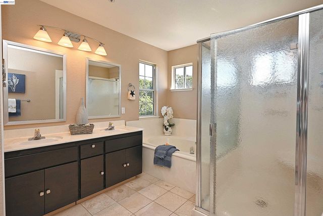 1498 Columbine Way, Livermore, CA 94551