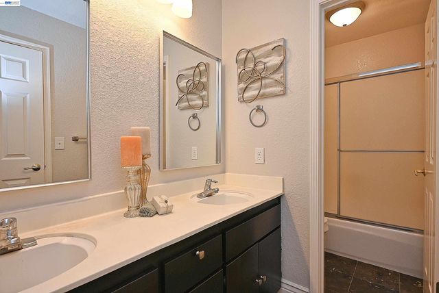 1498 Columbine Way, Livermore, CA 94551