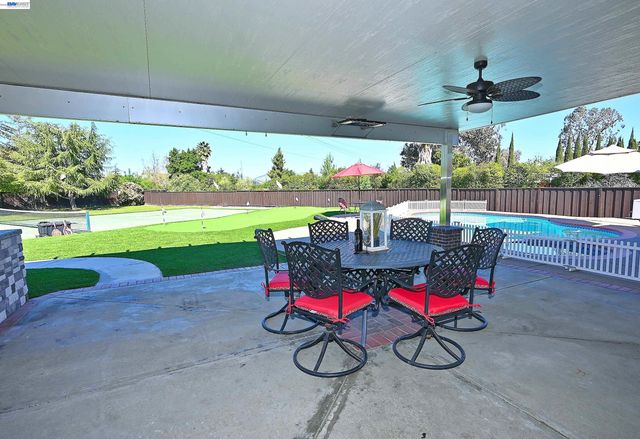 1498 Columbine Way, Livermore, CA 94551