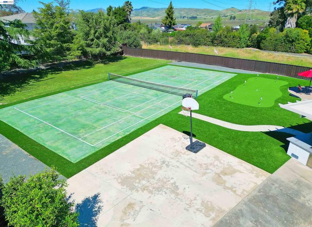 1498 Columbine Way, Livermore, CA 94551