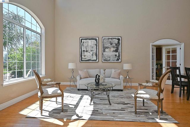 1498 Columbine Way, Livermore, CA 94551