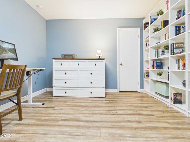 108 Ephesus Church Road 414, Chapel Hill, NC 27517