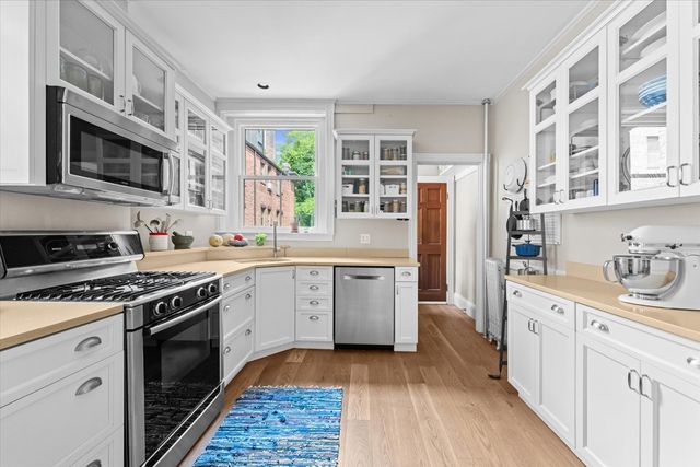 17 Lakeville Road 4, Boston, MA 02130