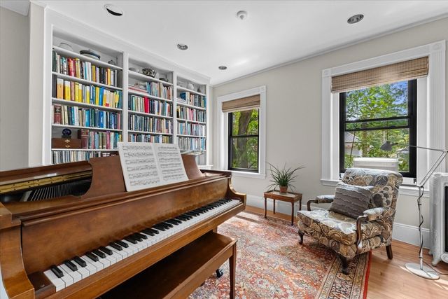 17 Lakeville Road 4, Boston, MA 02130