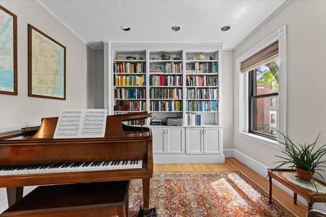 17 Lakeville Road 4, Boston, MA 02130