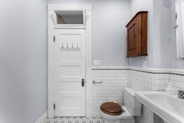 17 Lakeville Road 4, Boston, MA 02130