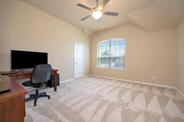 1133 Bentley Drive, Roanoke, TX 76262