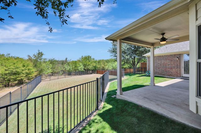 1133 Bentley Drive, Roanoke, TX 76262