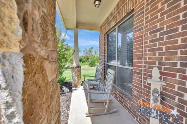 1133 Bentley Drive, Roanoke, TX 76262