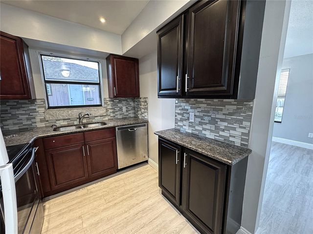 421 N NORMANDALE AVENUE, Orlando, FL 32835