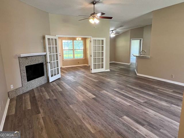 202 Thompson Court, St. Marys, GA 31558