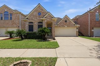 10139 E Palm Lake Drive, Houston, TX 77034