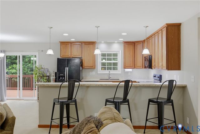 10009 Holly Rd, Mechanicsville, VA 23116