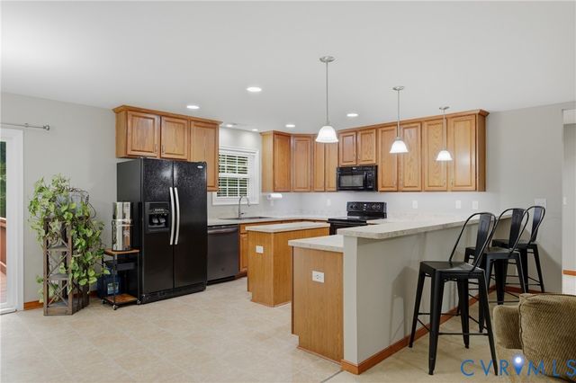 10009 Holly Rd, Mechanicsville, VA 23116