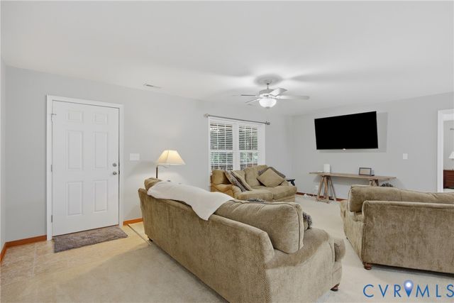 10009 Holly Rd, Mechanicsville, VA 23116