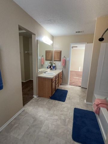 1836 Vineridge Lane, Burleson, TX 76028