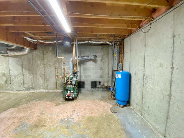 260 Stearns Road, Mansfield, CT 06268
