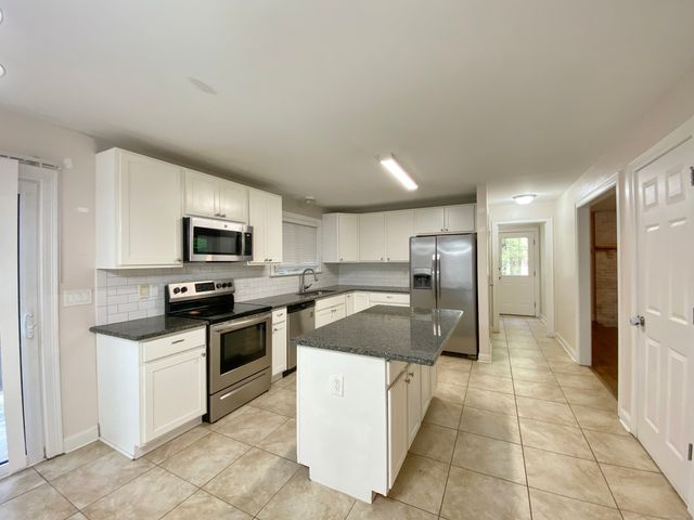 260 Stearns Road, Mansfield, CT 06268