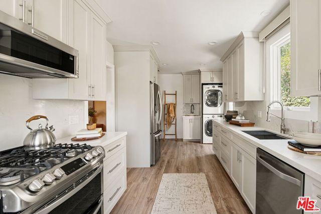 2265 E Moutain Street, Pasadena, CA 91104
