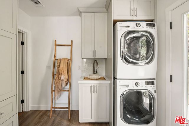 2265 E Moutain Street, Pasadena, CA 91104