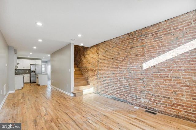 1534 S CHARLES ST, Baltimore, MD 21230