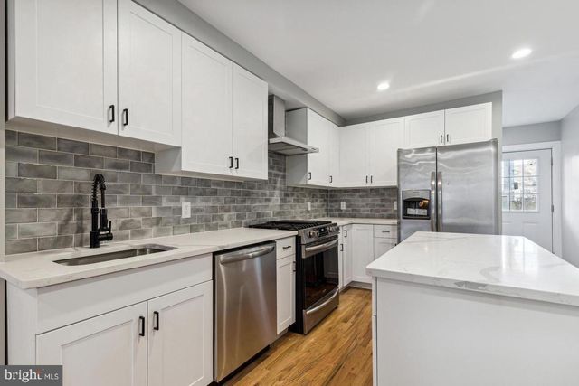 1534 S CHARLES ST, Baltimore, MD 21230