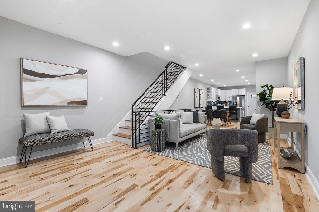 2325 TASKER ST, PHILADELPHIA, PA 19145 — photo 3