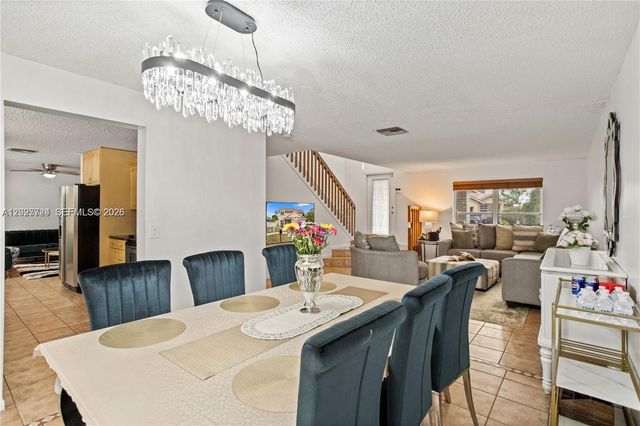 1051 SW 95th Terrace, Pembroke Pines, FL 33025