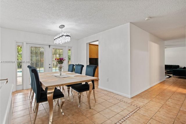1051 SW 95th Terrace, Pembroke Pines, FL 33025
