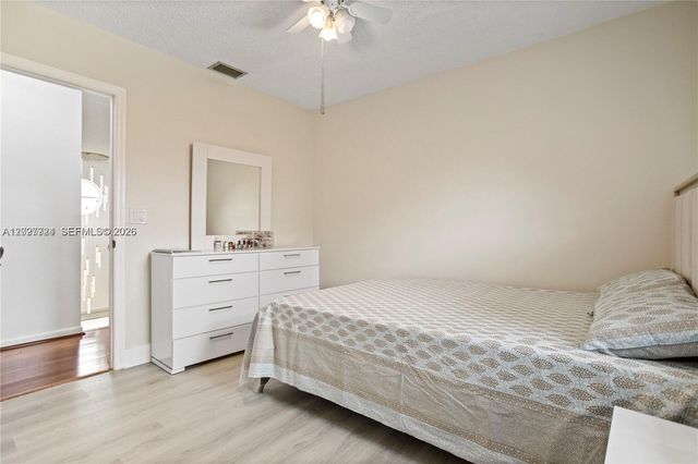 1051 SW 95th Terrace, Pembroke Pines, FL 33025