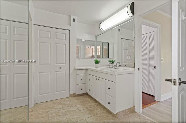 1051 SW 95th Terrace, Pembroke Pines, FL 33025