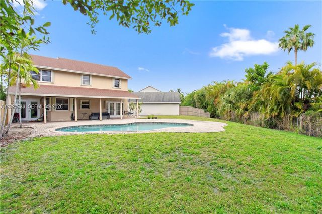 1051 SW 95th Terrace, Pembroke Pines, FL 33025