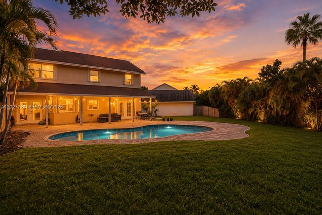 1051 SW 95th Terrace, Pembroke Pines, FL 33025