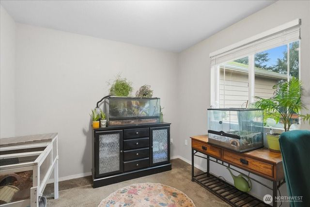 966 Military Road S, Winlock, WA 98596