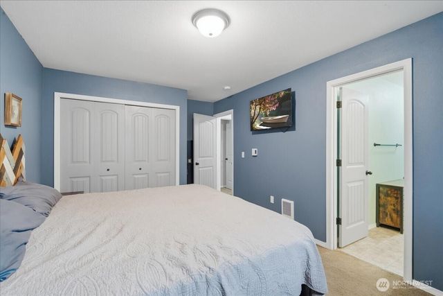 966 Military Road S, Winlock, WA 98596