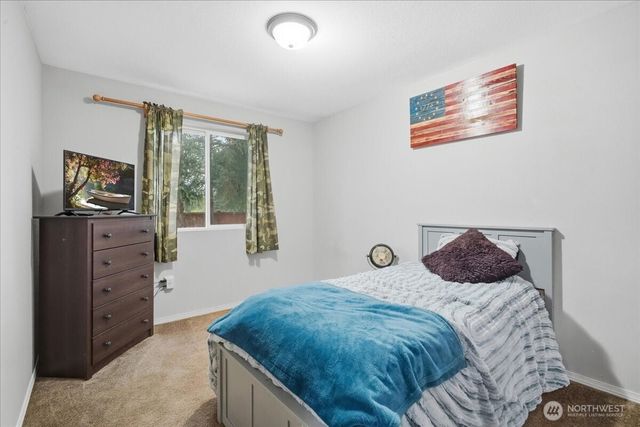 966 Military Road S, Winlock, WA 98596