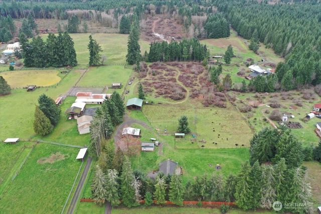 966 Military Road S, Winlock, WA 98596