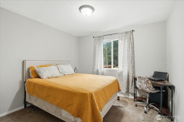 966 Military Road S, Winlock, WA 98596