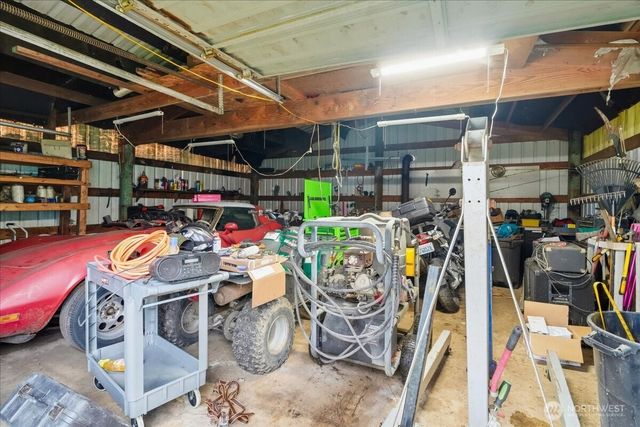 966 Military Road S, Winlock, WA 98596