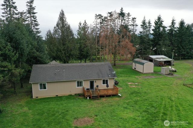 966 Military Road S, Winlock, WA 98596