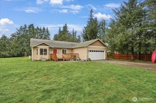 966 Military Road S, Winlock, WA 98596