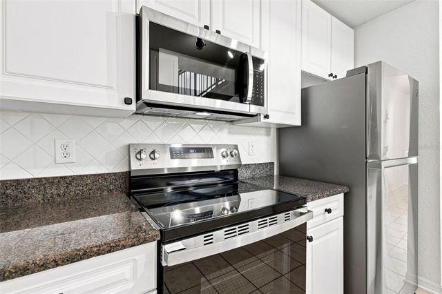 4221 W SPRUCE STREET 2425, Tampa, FL 33607