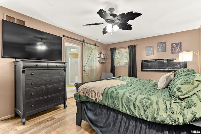 1008 KINGSBURY Road, Washington, IL 61571