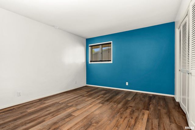 1008 KINGSBURY Road, Washington, IL 61571