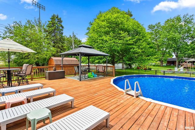 1008 KINGSBURY Road, Washington, IL 61571