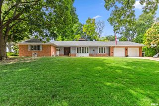 1008 KINGSBURY Road, Washington, IL 61571