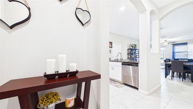 726 ROYAL EMPRESS DRIVE, Ruskin, FL 33570