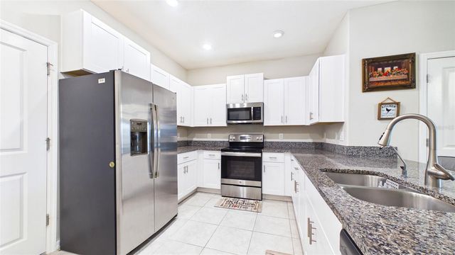 726 ROYAL EMPRESS DRIVE, Ruskin, FL 33570